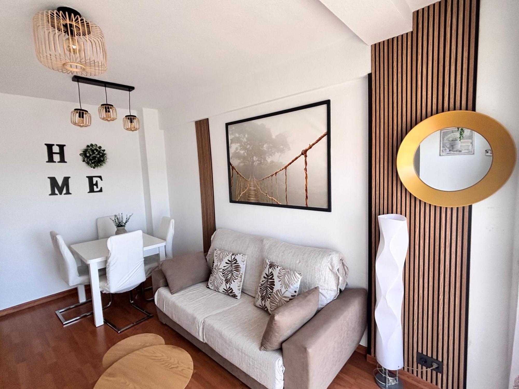 Apartamento Primera Linea De Playa Paseo Maritimo Perla 5 Фуeнхирола Екстериор снимка